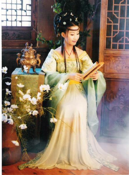 苏州婚纱摄影古装_江苏苏州甪直拍照古装(3)